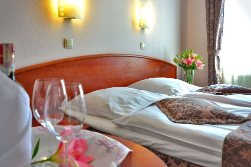 Russian Body Massage in Hotel Near Airport Navi Mumbai